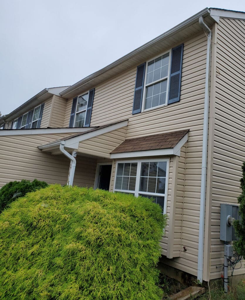 TownhouseAfterPowerwash